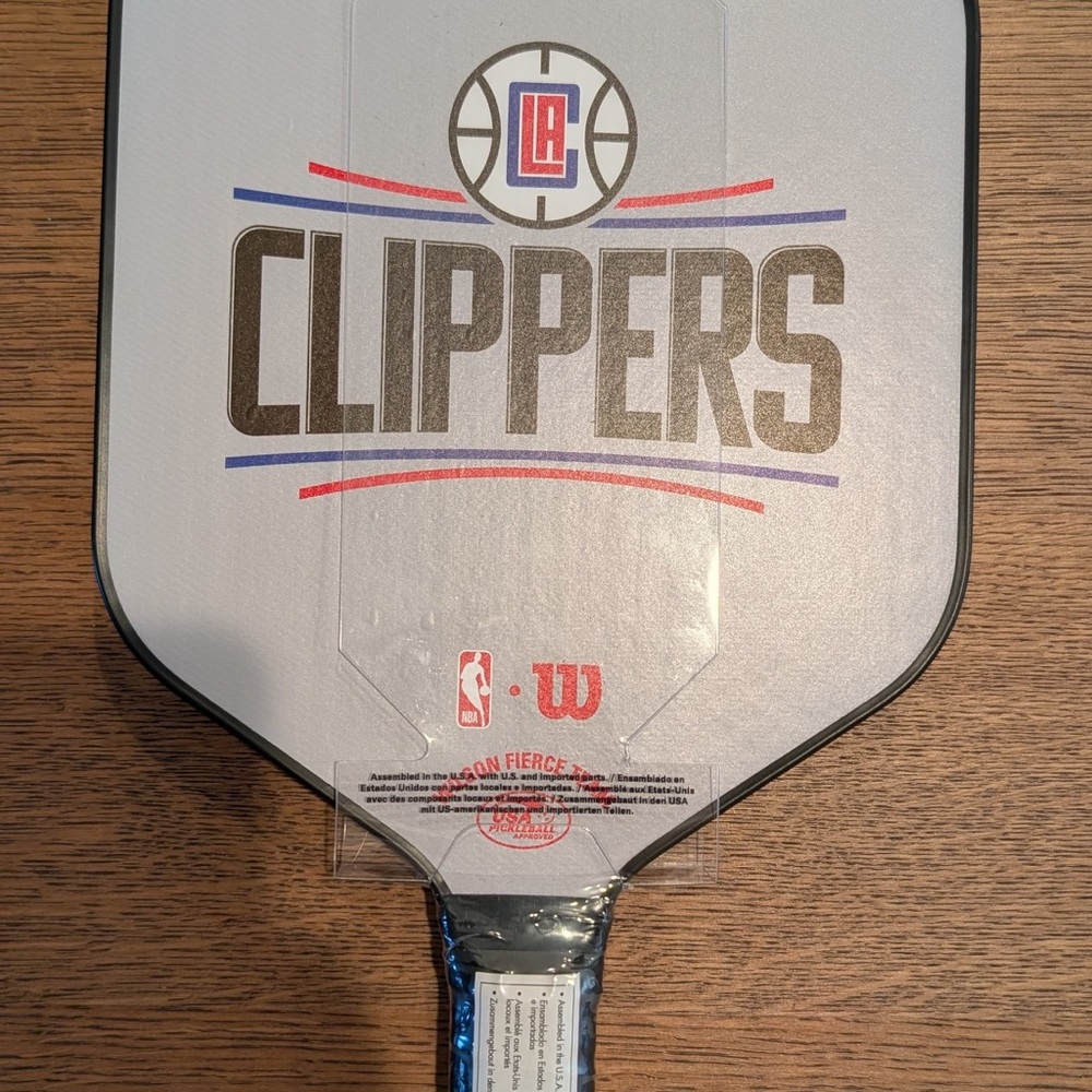 Wilson LA Logo Pickleball Paddle - Black and Gray - Picture 2 of 3